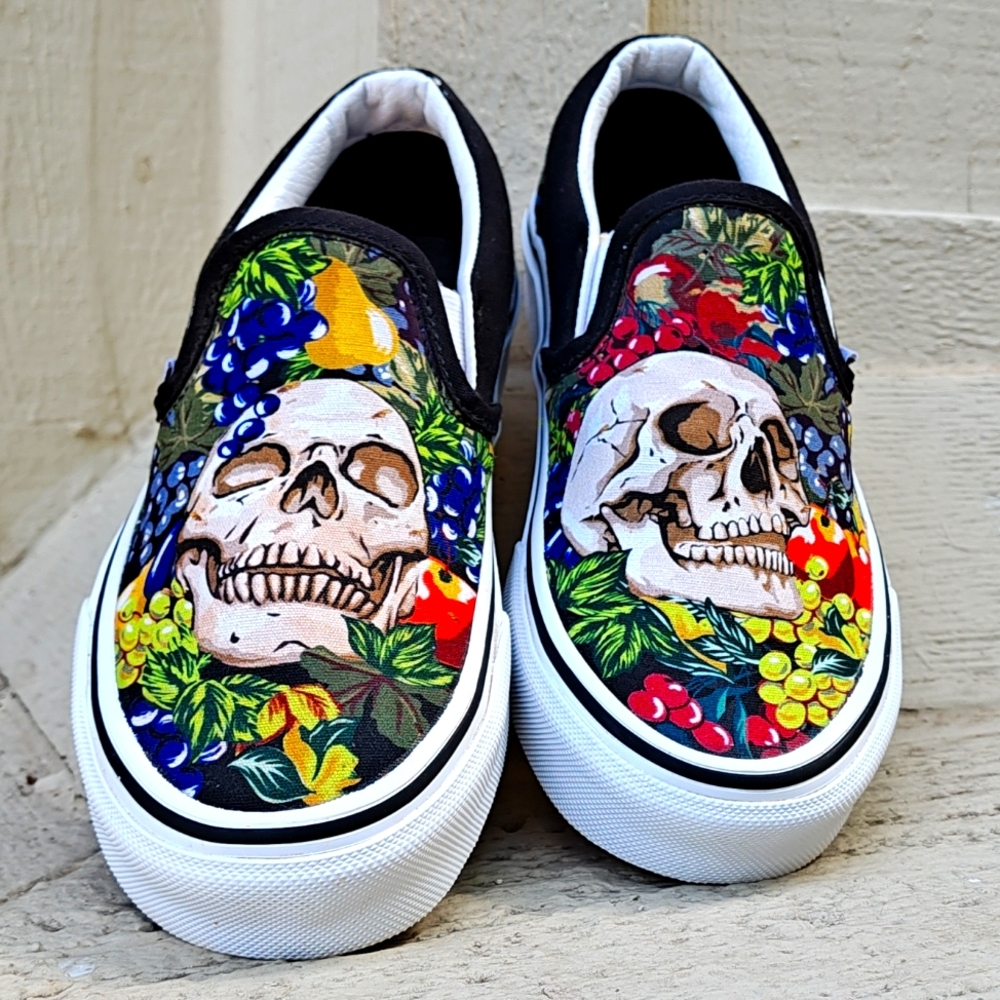 Vans Black Multicolor Skull And Grapes Slip-On Sneakers NWT